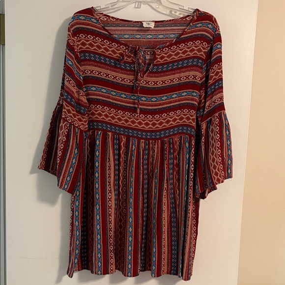 Patterned Tunic - Picture 1 of 6